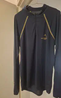 ۲ عدد نیم زیپ کوه نوردی