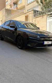 KMC J7 مدل ۱۴۰۱ درجه ۱ (لاکاغذی) ،گارانتی فعال