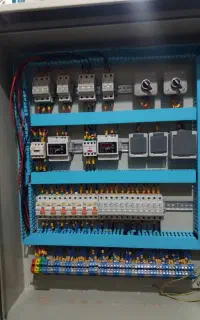 برقکاری( گروه فنی مهندسی آریان صنعت )