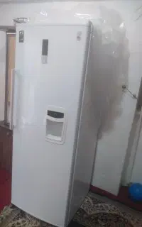 یخچال پارس یه هفته کار کرده مثل نو هست