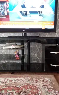 میز تلوزیون،بوفه،جاکفشی‌‌۷/۰۰۰/۰۰۰ میلیون تومان