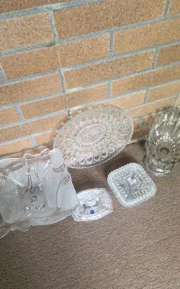 ۴ تکه ظرف پذیرایی
