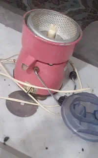 آب میوه گیری صورتی نوستالژی