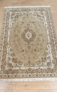 دو عدد فرش ۶  متری نگین مشهد تراکم بالا