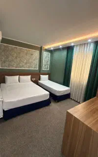 کنار حرم پنج ستاره