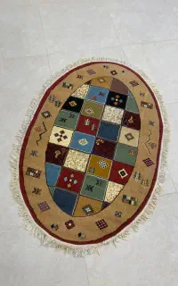 قالیچه بیضی