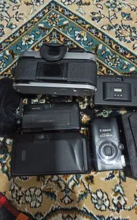 تعدادی دوربین عکاسی