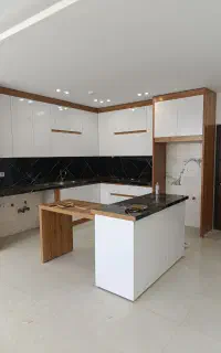 آپارتمان لوکس کلید نخورده واقع در شهید بهشتی
