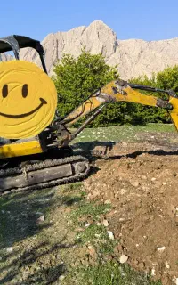 فروش مینی بیل ۲تن