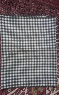 شال چهارخونه مشکی سفید