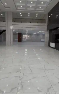 مغازه تجاری // ۵۵۰ متر