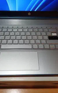 لپ تاپ در حد نو