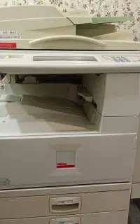 فروش چاپگر  طبق تصویر کاملا سالم