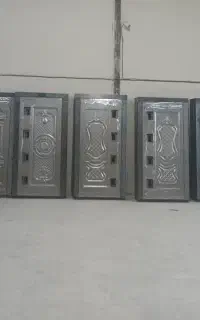 درب ساز(لولایی) رنگ کار کوره  کارگر ساده