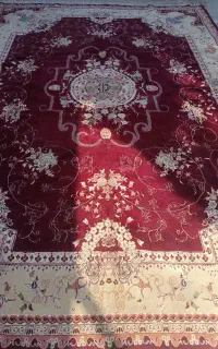 یک عدد فرش ۶ متر و یک عدد ۹ متر