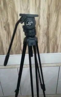 سه پایه دوربین ساچلر