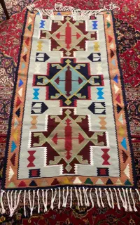 گلیم سنتی نو باقدمت بیست ساله