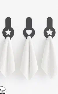 اویز حوله و چوب لباسی