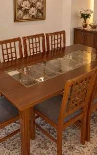 میز ناهارخوری 8 نفره در حد نو