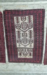 ۳ عدد قالیچه دستباف قدیمی