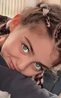 سالن زیبایی آرتمیس با۱۷سال سابقه کاردرکنارشماهستیم