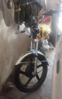 موتورسیکلت ۲۰۰احسان