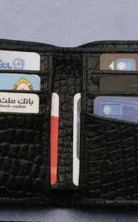 کیف پول به همراه مدارک گم شده به اسم بهزاد مرادی