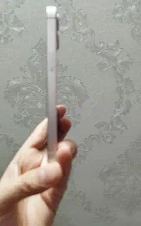 گوشی اپل ۱۳ نرمال صورتی