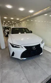 لکسوس Lexus IS 300 مدل ۲۰۲۵