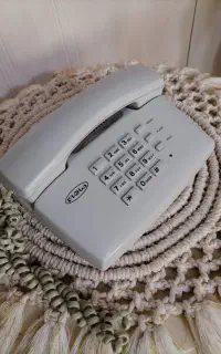 تلفن رومیزی
