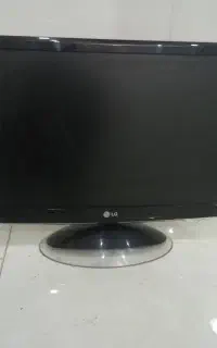 مانیتور ال جی در حد نو