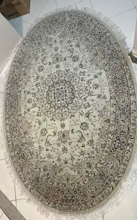 فرش بیضی در حد نو