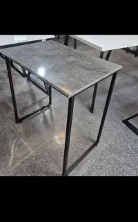میز تحریر،مطالعه،کامپیوتر و.