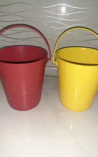 سطل فلزی کوچک