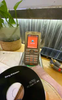 W 700i درحد با تمام لوازم