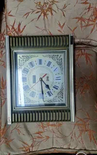 ساعت دیواری
