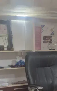 کتابخانه کمد دار،
