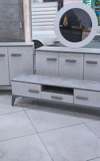 مبلمان وصنایع چوبی.