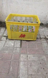 فروش جعبه نوشابه با شیشه زمزم