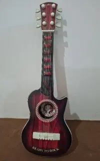 گیتار ( اسباب بازی )