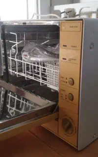 ماشین ظرفشویی