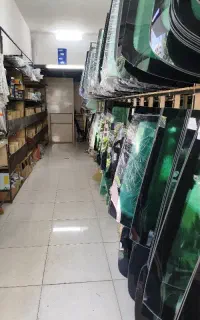 شیشه اتومبیل محمدی