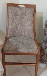 صندلی ، میزبان ،ناهارخوری