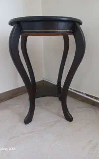 میز گرد چوبی