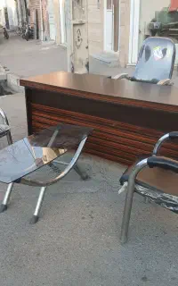 میز مدیریت ال با صندلی جکدار  انتظار ۶عدد میز وسط