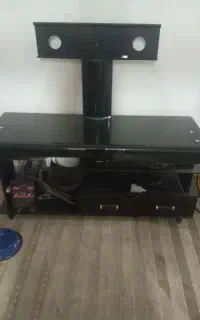 زیر تلوزیون شیشه ای