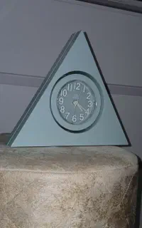ساعت رو میزی