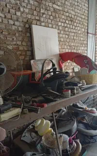 دوعدد میز کار آهنی بزرگ وسالم