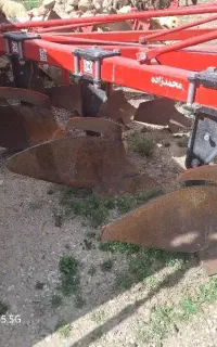 گاوآهن ۴ خیش