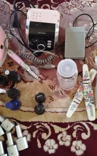 (لوازم کاشت ناخن)کامل همراه با کیف